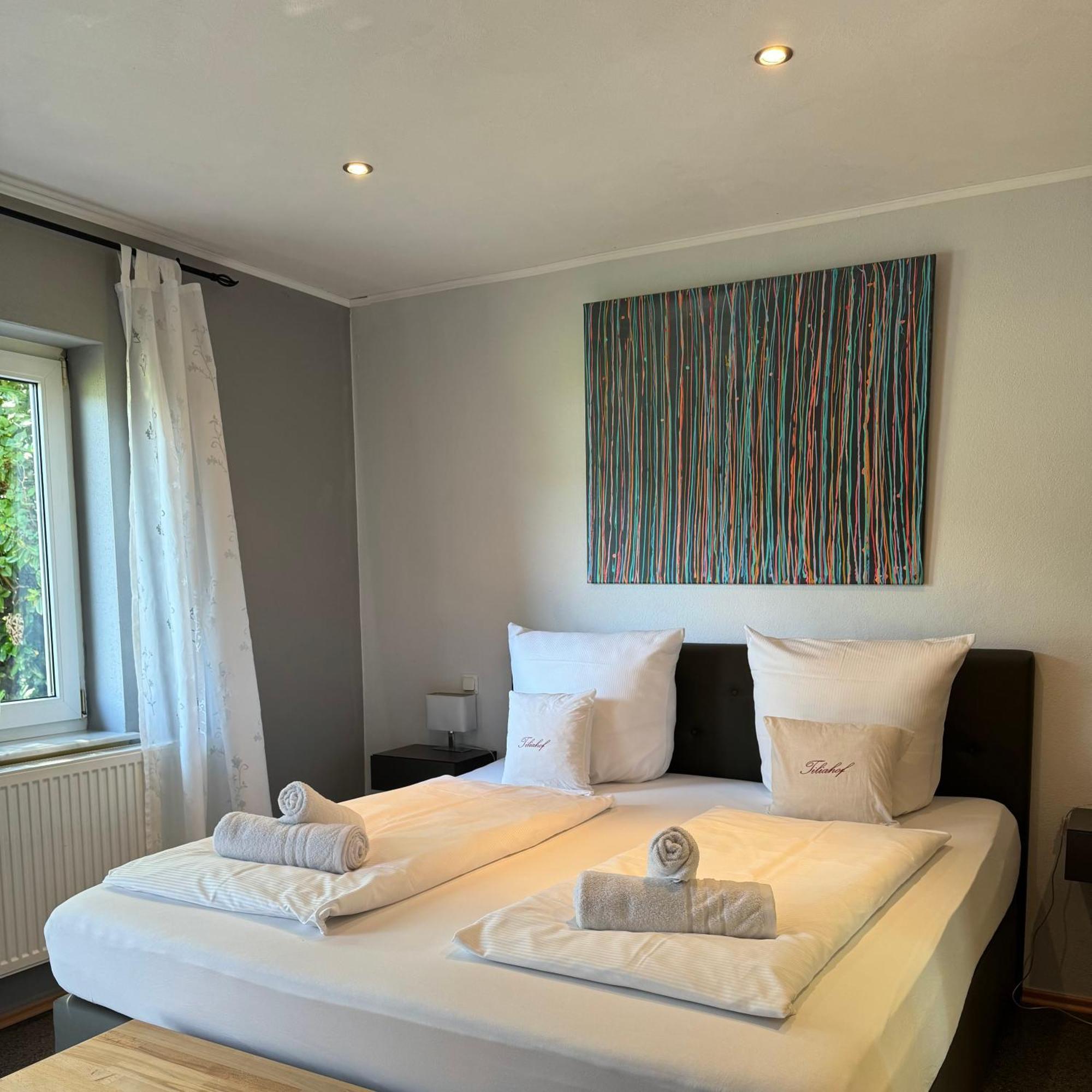 Weingut Tiliahof Bed and Breakfast Brauneberg Buitenkant foto
