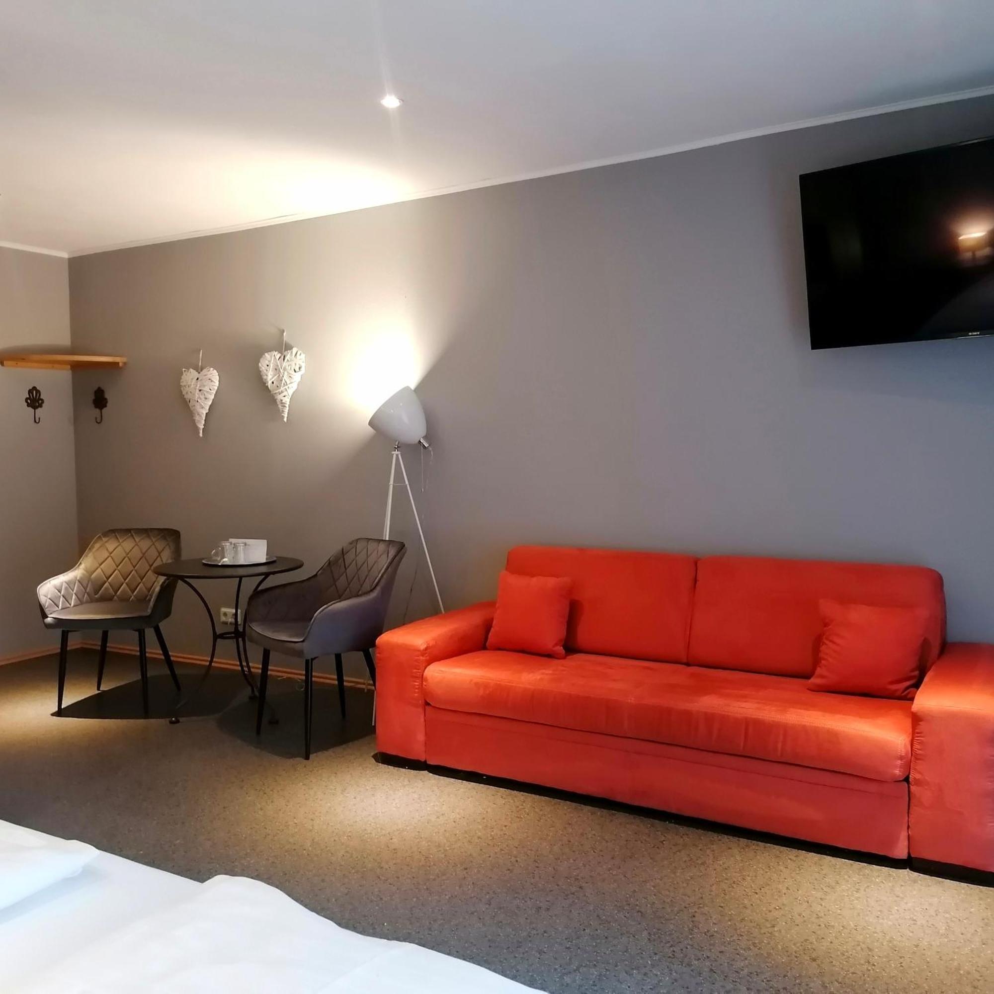 Weingut Tiliahof Bed and Breakfast Brauneberg Buitenkant foto