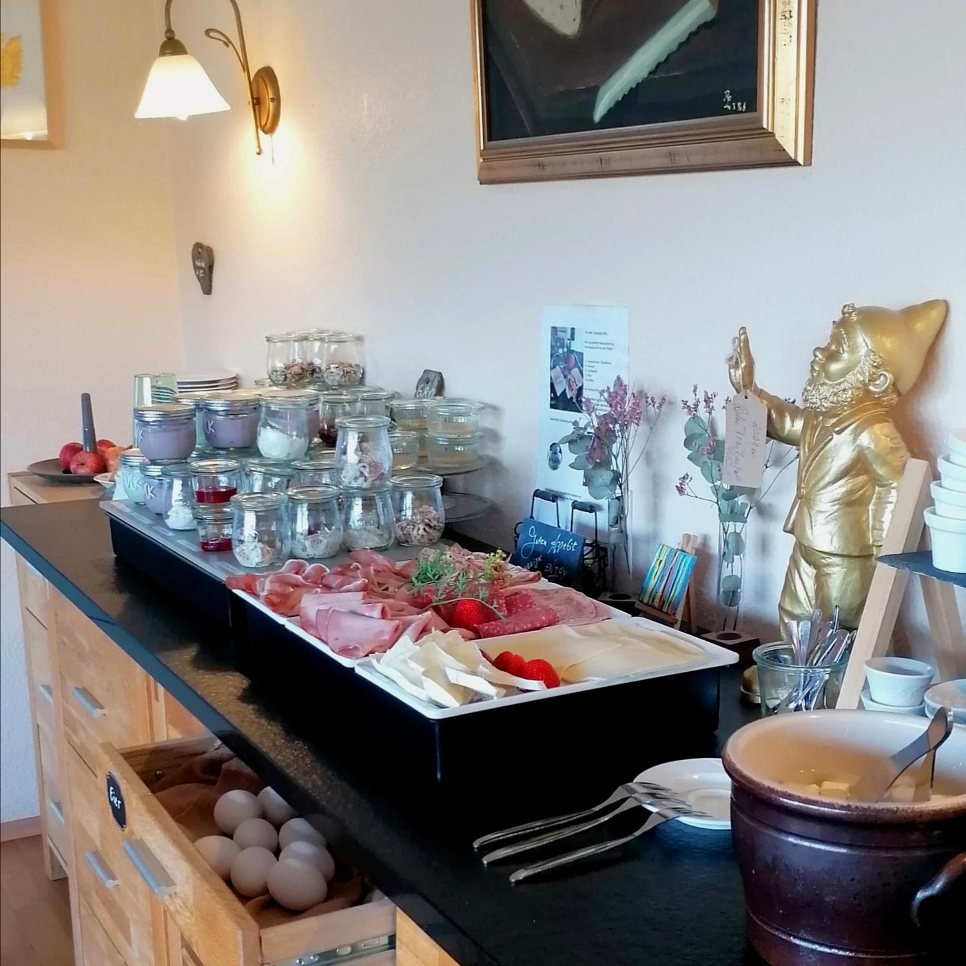 Weingut Tiliahof Bed and Breakfast Brauneberg Buitenkant foto